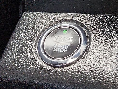 Used 2020 Ford F150 Platinum w/ Equipment Group 701A Luxury AWD/4WD image 26