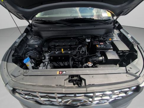 Used 2025 Hyundai Venue Limited FWD image 14