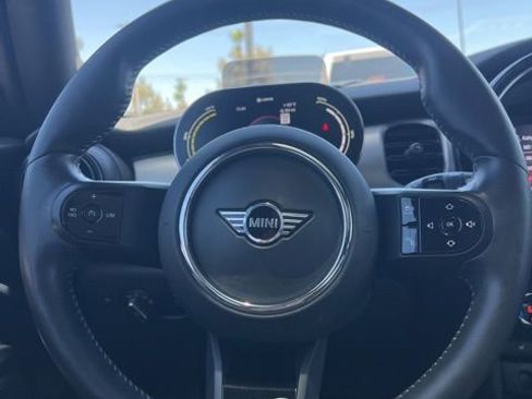 Used 2022 MINI Cooper SE FWD image 10