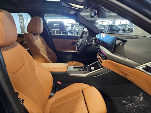 Used 2025 BMW 330i xDrive Sedan w/ M Sport Package image 39