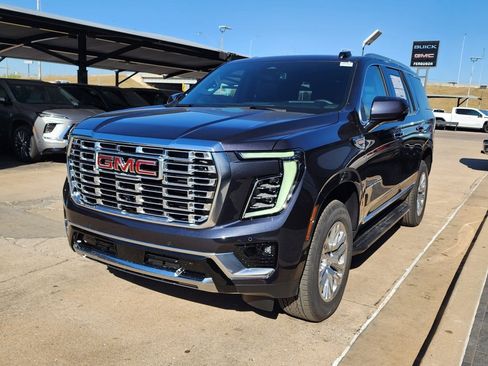 New 2026 GMC Yukon Denali image 7