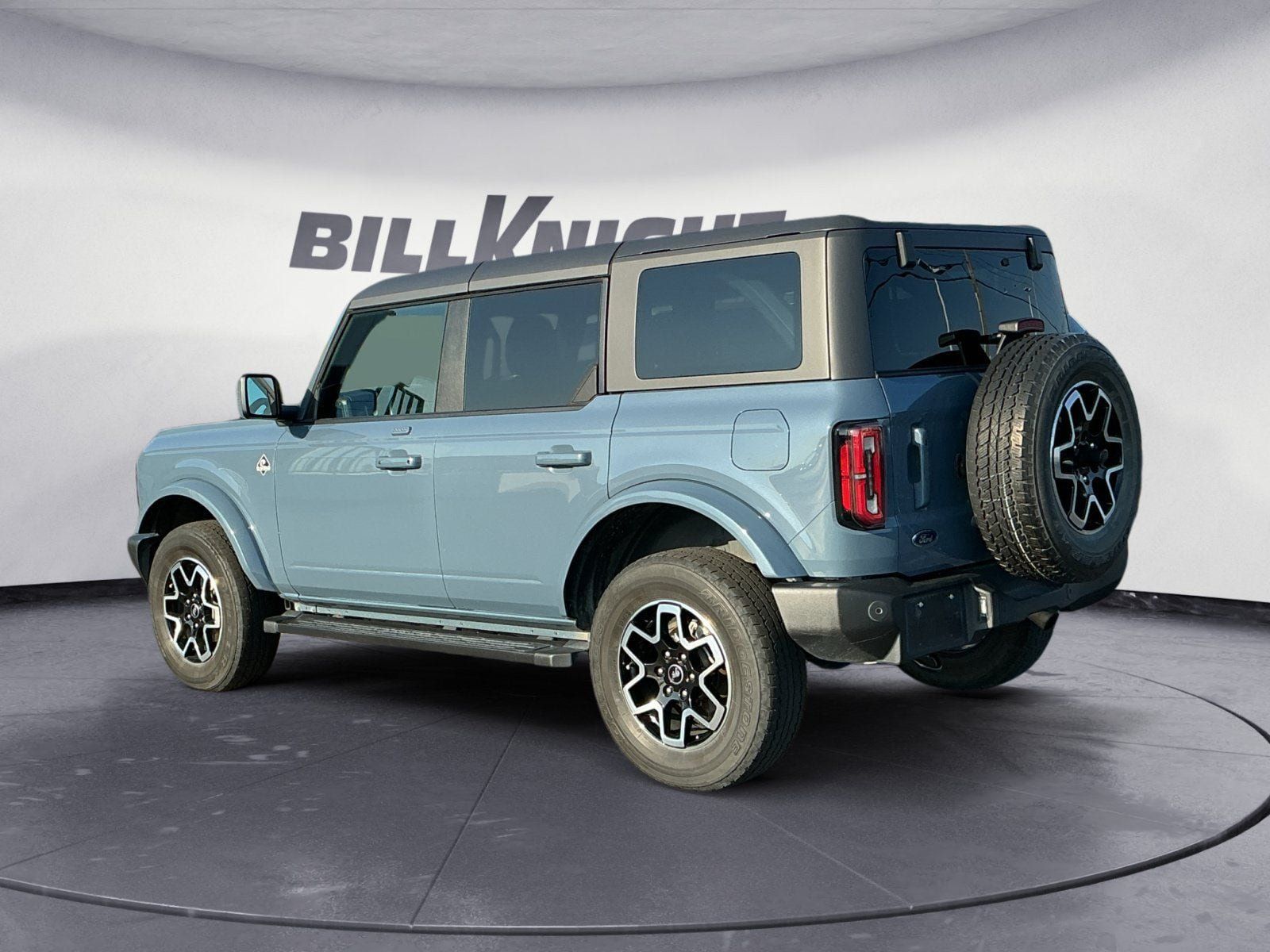 Used 2023 Ford Bronco Outer Banks AWD/4WD image 4