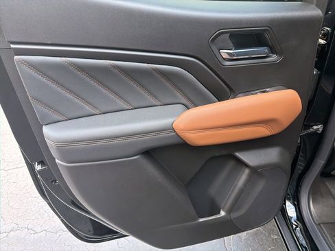 New 2026 GMC Canyon AT4 AWD/4WD image 11