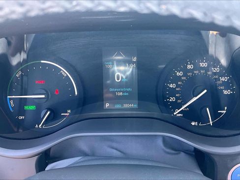 Used 2024 Toyota Sienna XLE FWD image 26