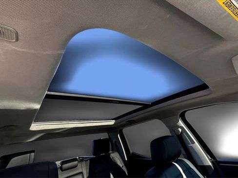 Used 2023 Toyota Tundra Limited image 11