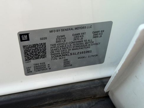 Used 2020 GMC Acadia Denali w/ Technology Package AWD/4WD image 25