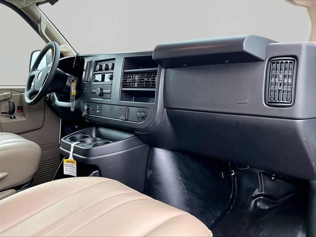 New 2026 Chevrolet Express 2500 RWD image 8
