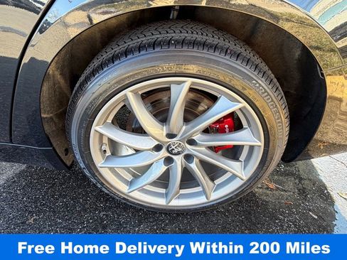 Used 2024 Alfa Romeo Giulia Ti image 12