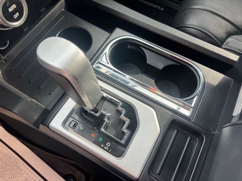 Used 2019 Toyota Tundra Limited w/ Limited Premium Package image 31