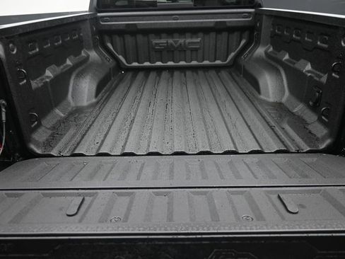 New 2026 GMC Canyon Denali image 9