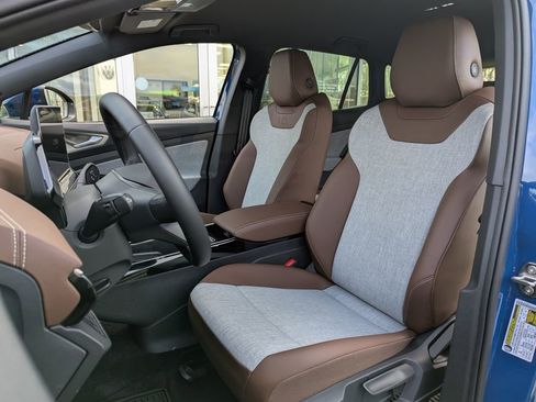 New 2026 Volkswagen ID.4 Pro image 24