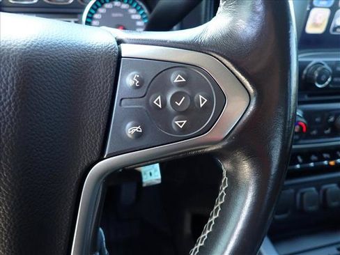 Used 2019 Chevrolet Silverado 2500 LT w/ Midnight Edition AWD/4WD image 14