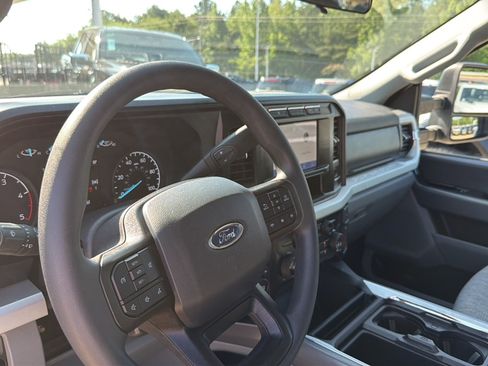 Used 2024 Ford F250 XLT w/ FX4 Off-Road Package AWD/4WD image 19