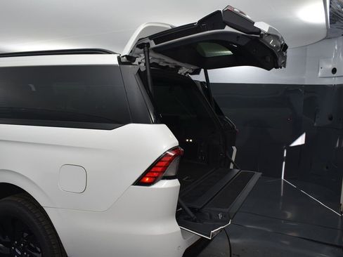 New 2025 Lincoln Navigator L Reserve w/ Jet Appearance Package image 23