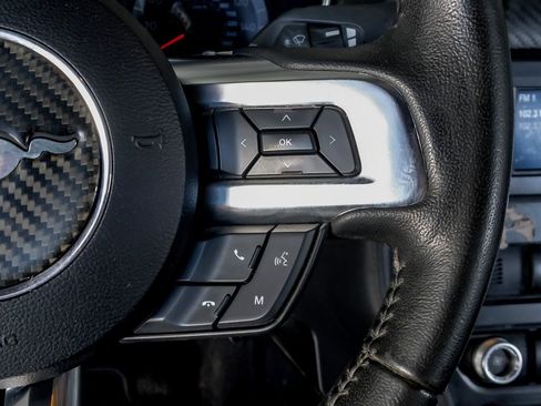 Used 2019 Ford Mustang Coupe image 17