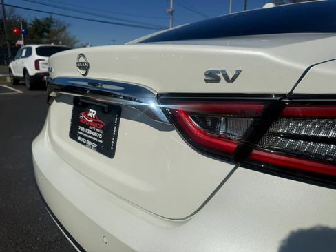 Used 2023 Nissan Maxima SV w/ Floor Mat Group FWD image 54