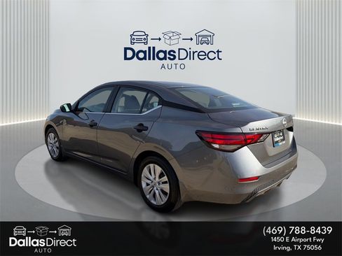 Used 2025 Nissan Sentra S image 8