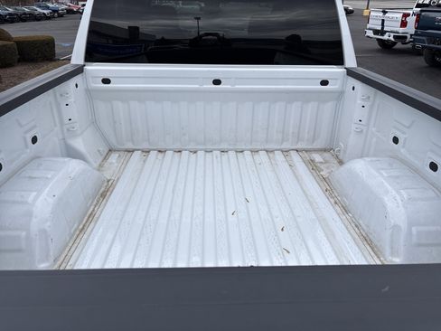 Used 2024 Chevrolet Silverado 1500 Custom Trail Boss w/ LPO, Dark Essentials Package image 5