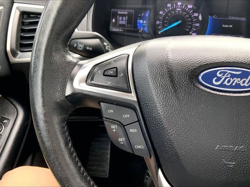 Used 2022 Ford Edge SEL AWD/4WD image 24