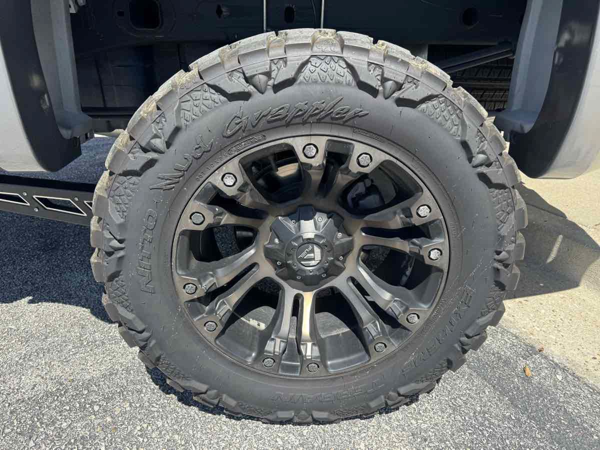 Used 2021 GMC Sierra 1500 AT4 w/ AT4 Premium Package AWD/4WD image 33