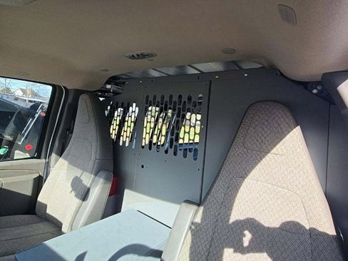 Certified 2022 Chevrolet Express 2500 w/ Driver Convenience Package image 9