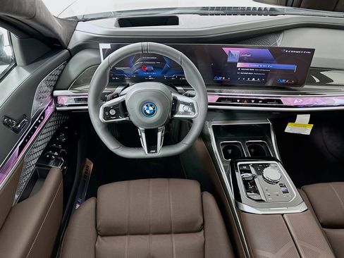 New 2026 BMW i7 eDrive50 w/ Executive Package image 19