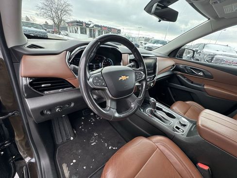 Certified 2018 Chevrolet Traverse High Country image 10