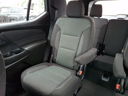 Certified 2023 Chevrolet Traverse LT image 15