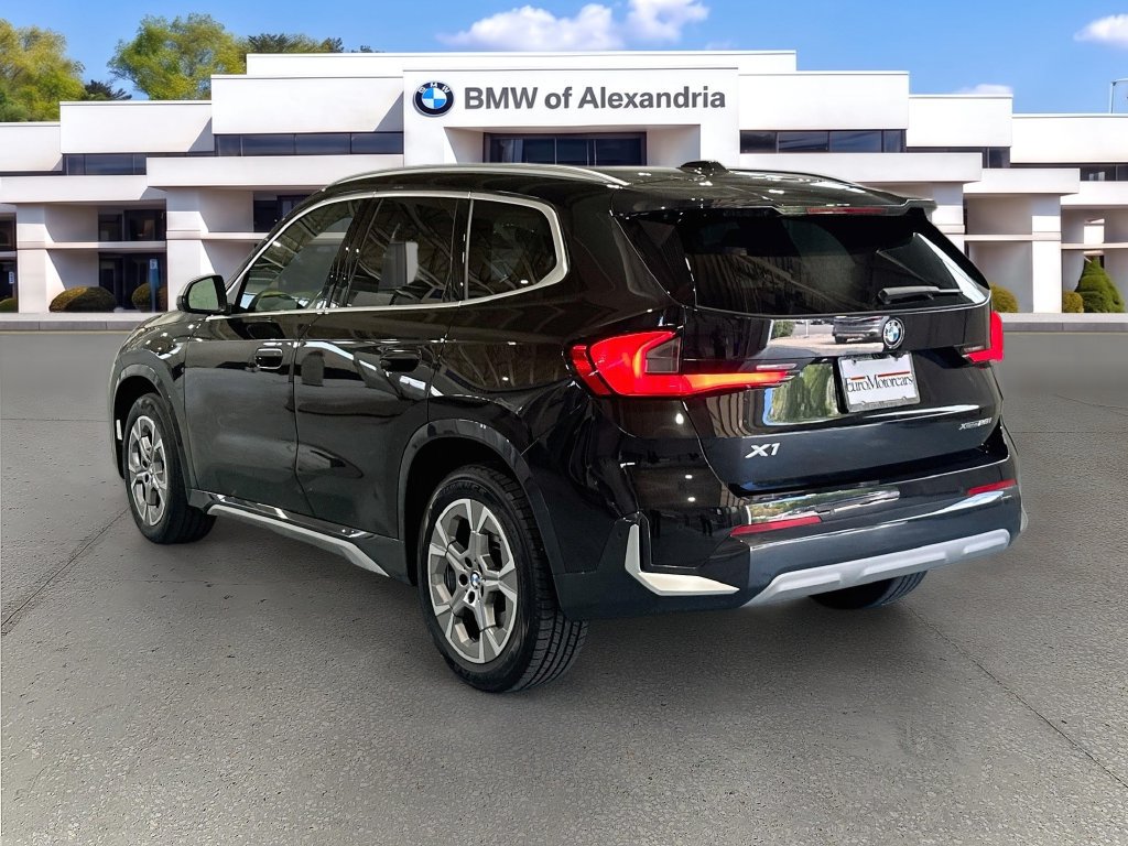 Used 2023 BMW X1 xDrive28i w/ Premium Package AWD/4WD image 7