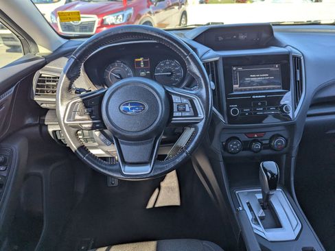 Used 2018 Subaru Crosstrek 2.0i Premium w/ Eyesight System image 16