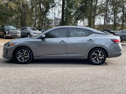Used 2024 Nissan Sentra SV image 7