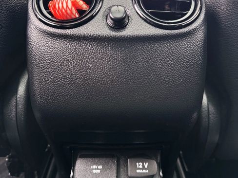 Used 2019 Mercedes-Benz GLC 300 4MATIC image 49