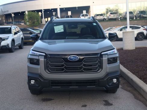 New 2026 Subaru Outback Limited AWD/4WD image 4