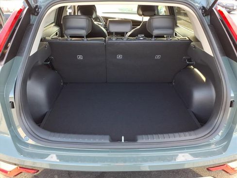 New 2025 Kia Niro EX Touring image 15