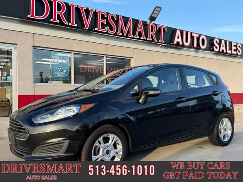 Used 2014 Ford Fiesta SE image 1