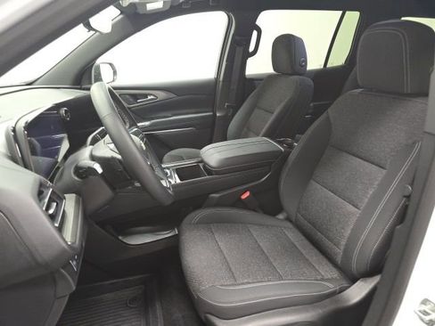 New 2026 Chevrolet Traverse LT w/ Driver Confidence Package image 21