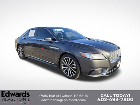 Used 2018 Lincoln Continental Select w/ Continental Climate Package AWD/4WD image 1