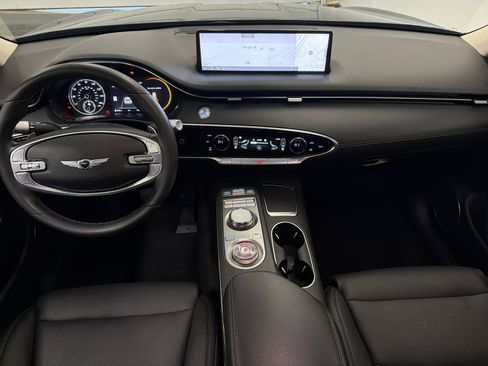 Used 2025 Genesis GV70 2.5T AWD/4WD image 17