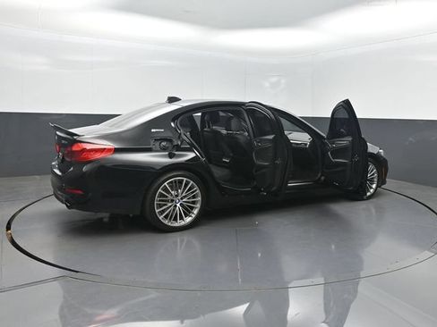 Used 2019 BMW 530e w/ Convenience Package RWD image 41