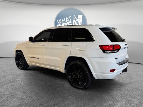 Used 2021 Jeep Grand Cherokee Laredo X AWD/4WD image 6