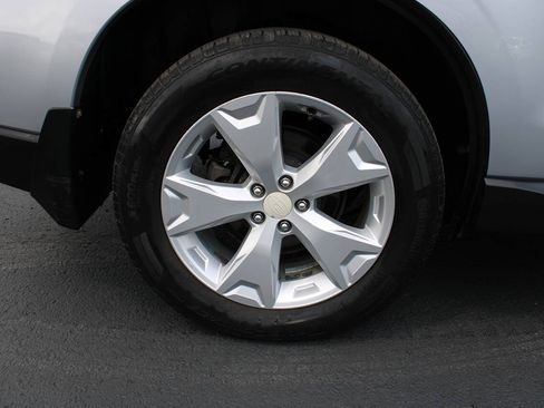 Used 2015 Subaru Forester 2.5i Premium AWD/4WD image 16