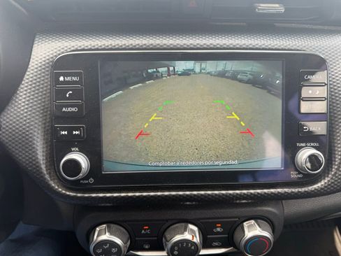 Used 2023 Nissan Kicks SV FWD image 7