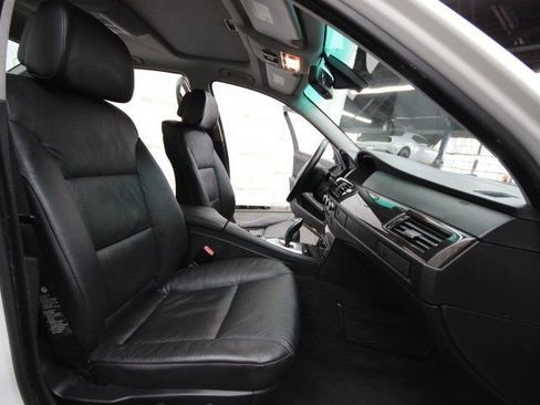 Used 2008 BMW 535i Sedan image 25