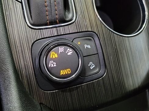 Used 2018 GMC Acadia SLE w/ Driver Alert Package I image 39