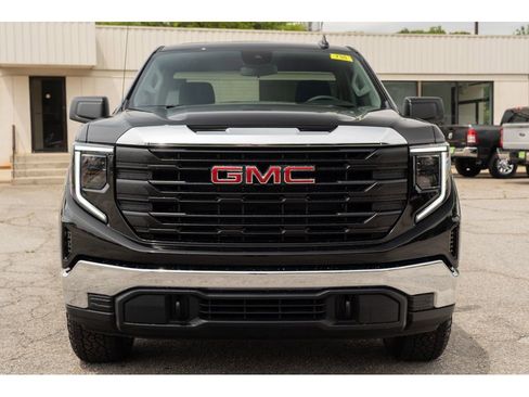 New 2026 GMC Sierra 1500 Pro AWD/4WD image 3