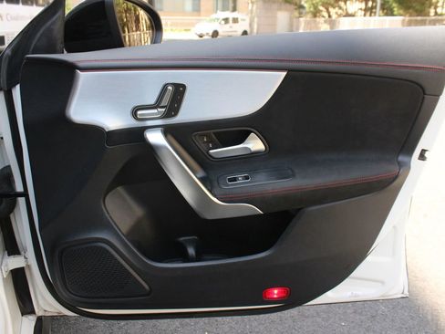 Used 2020 Mercedes-Benz CLA 35 AMG 4MATIC image 26