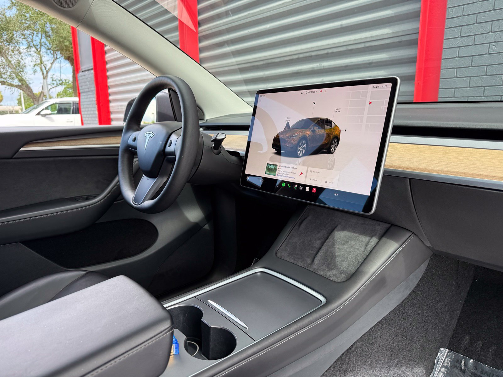 Used 2023 Tesla Model Y 2WD image 23