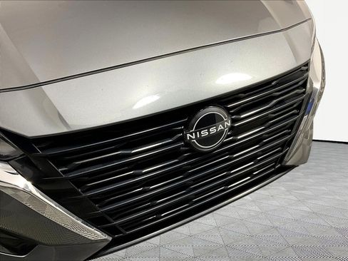 Certified 2024 Nissan Altima 2.5 SV FWD image 32