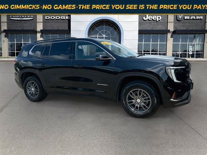 Used 2025 GMC Acadia Elevation