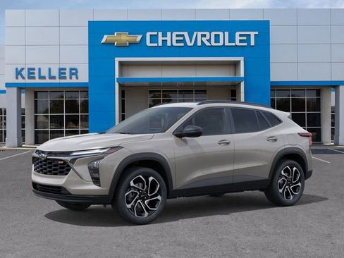 New 2026 Chevrolet Trax RS image 2